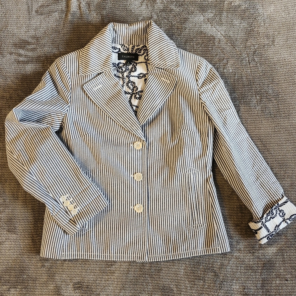 Talbots Womens Cropped Blazer Seersucker Gray White Preppy Nautical Cruise
